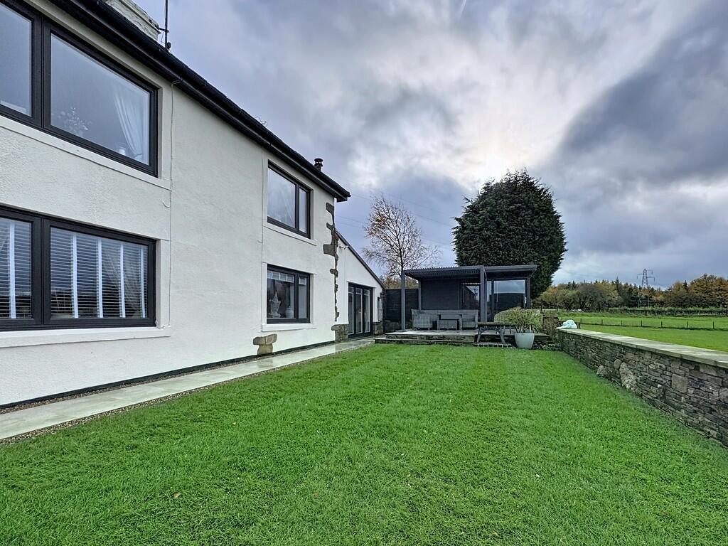 Rear cottage and ...