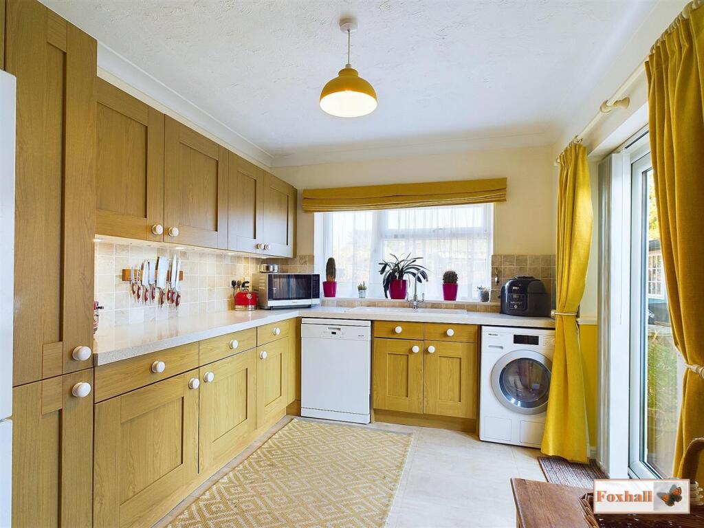 Dining Area / Kitchen