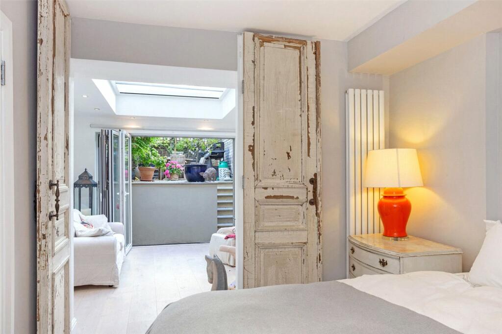 Double Bedroom