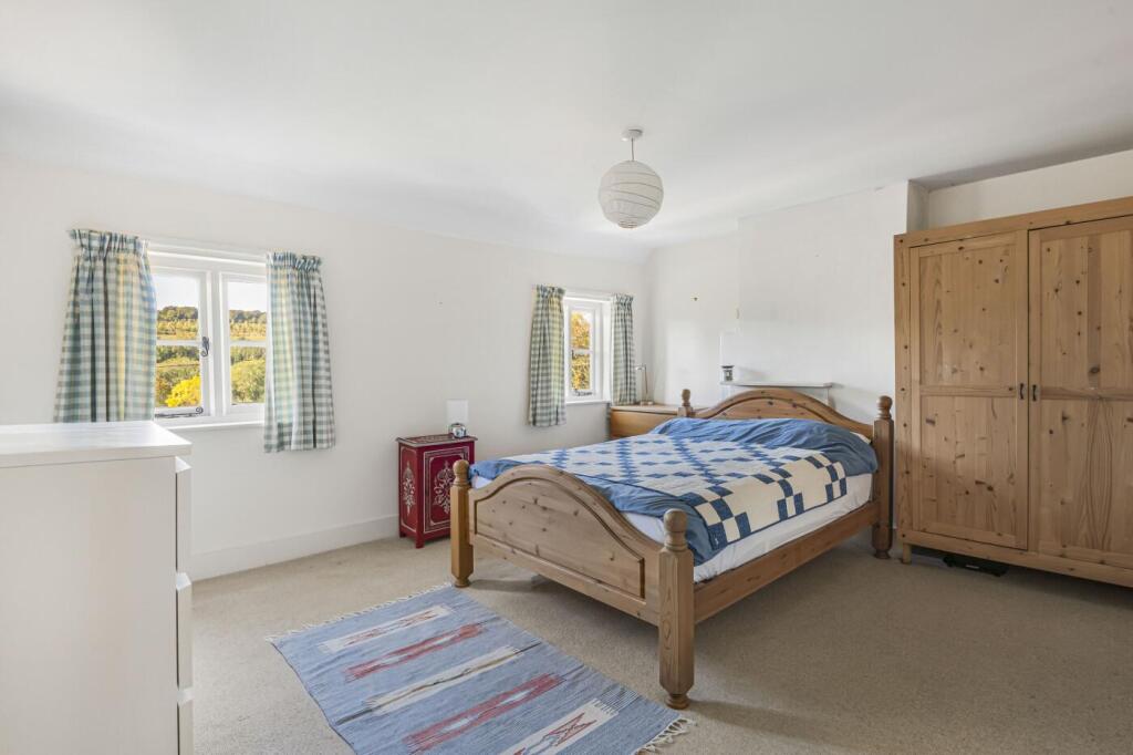 Double bedroom 1