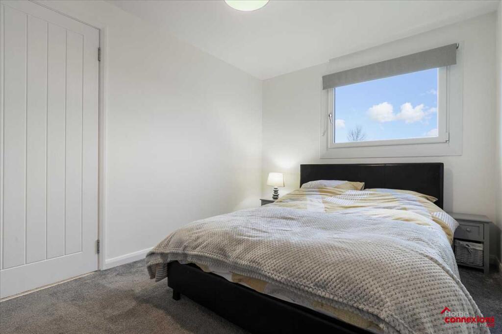 Bedroom Two (2)