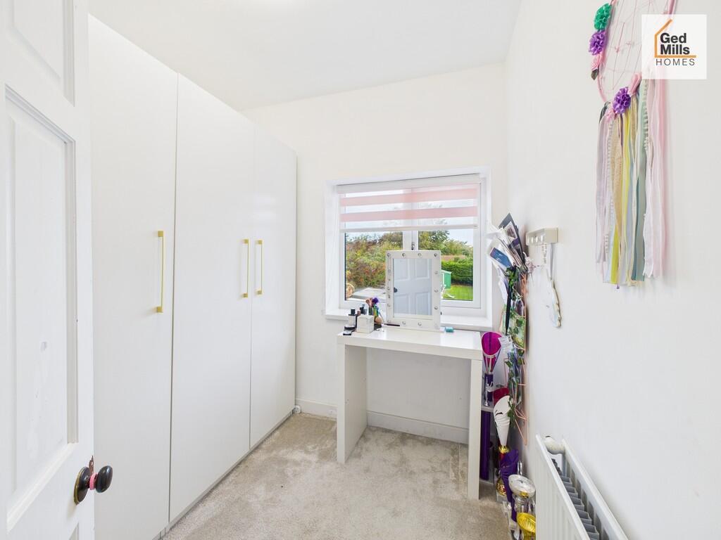 CAM04261G0-PR0100...