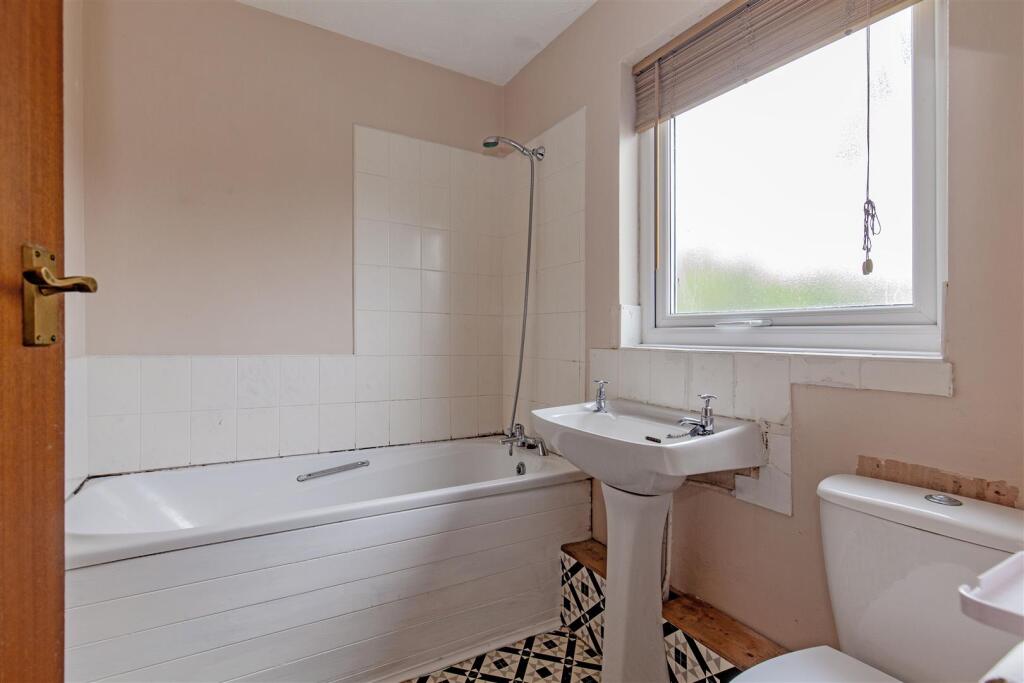 Bathroom-1.jpg