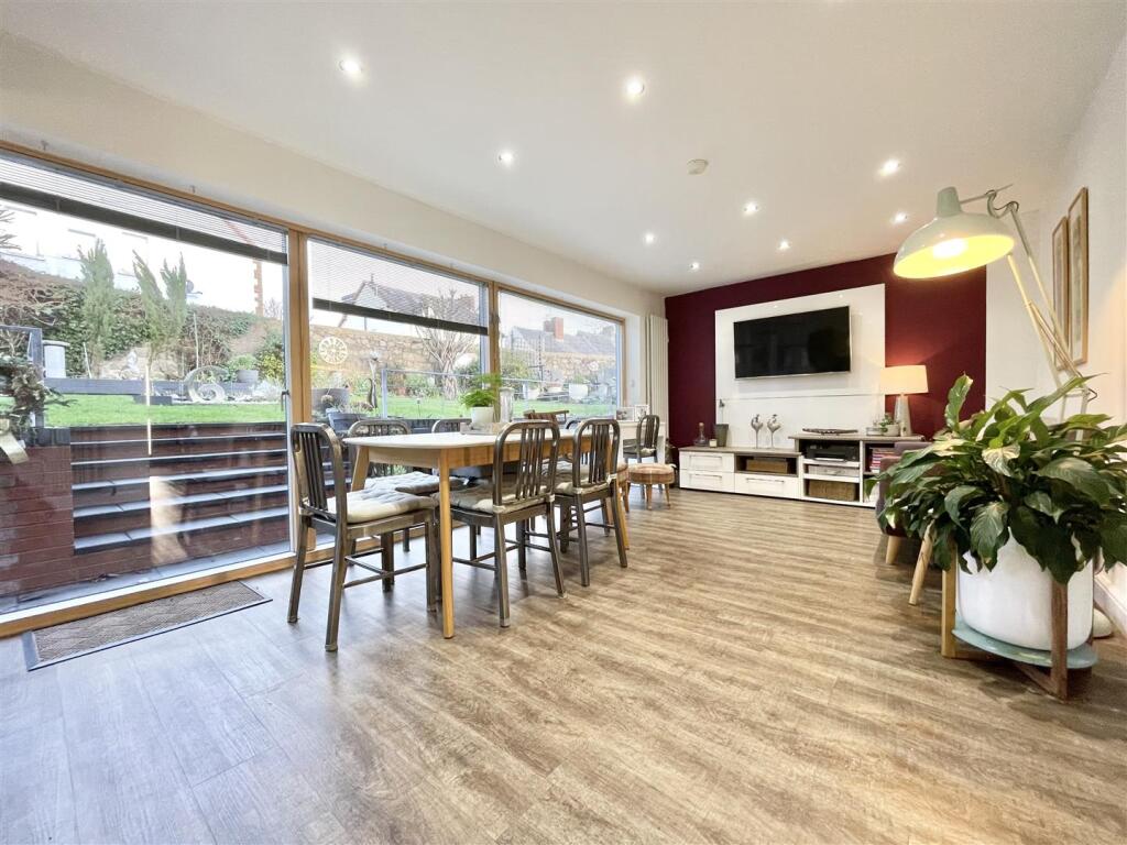 Open Plan kitchen Diner