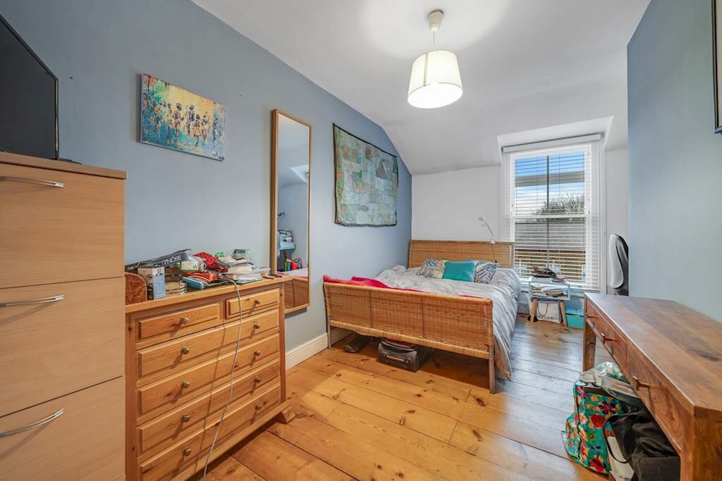 08-371081983 - HG...