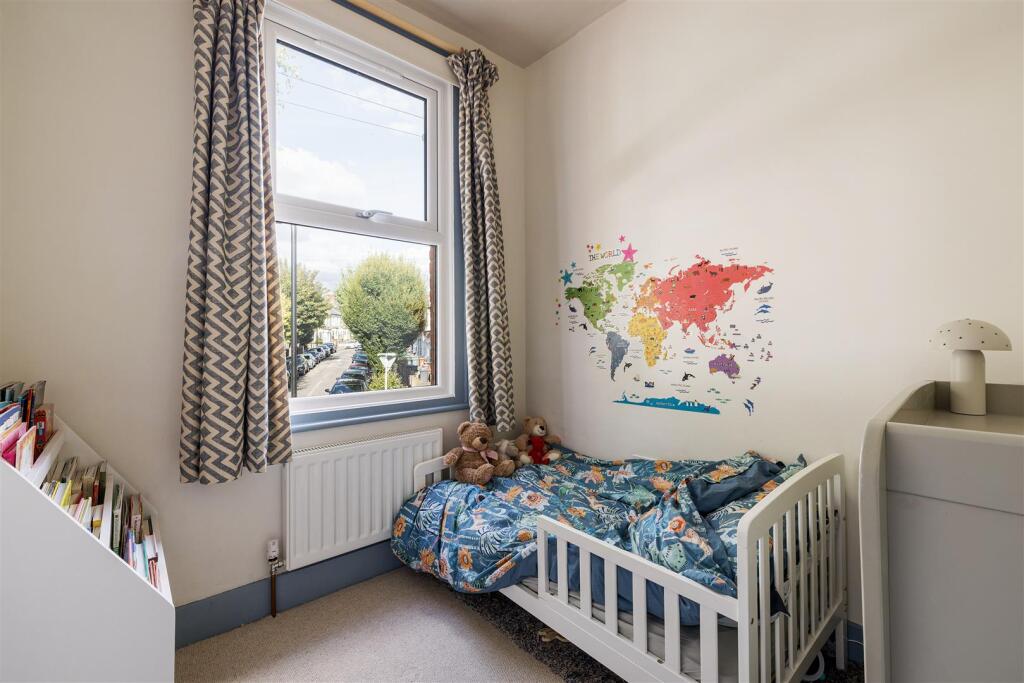 Haldan Road E4