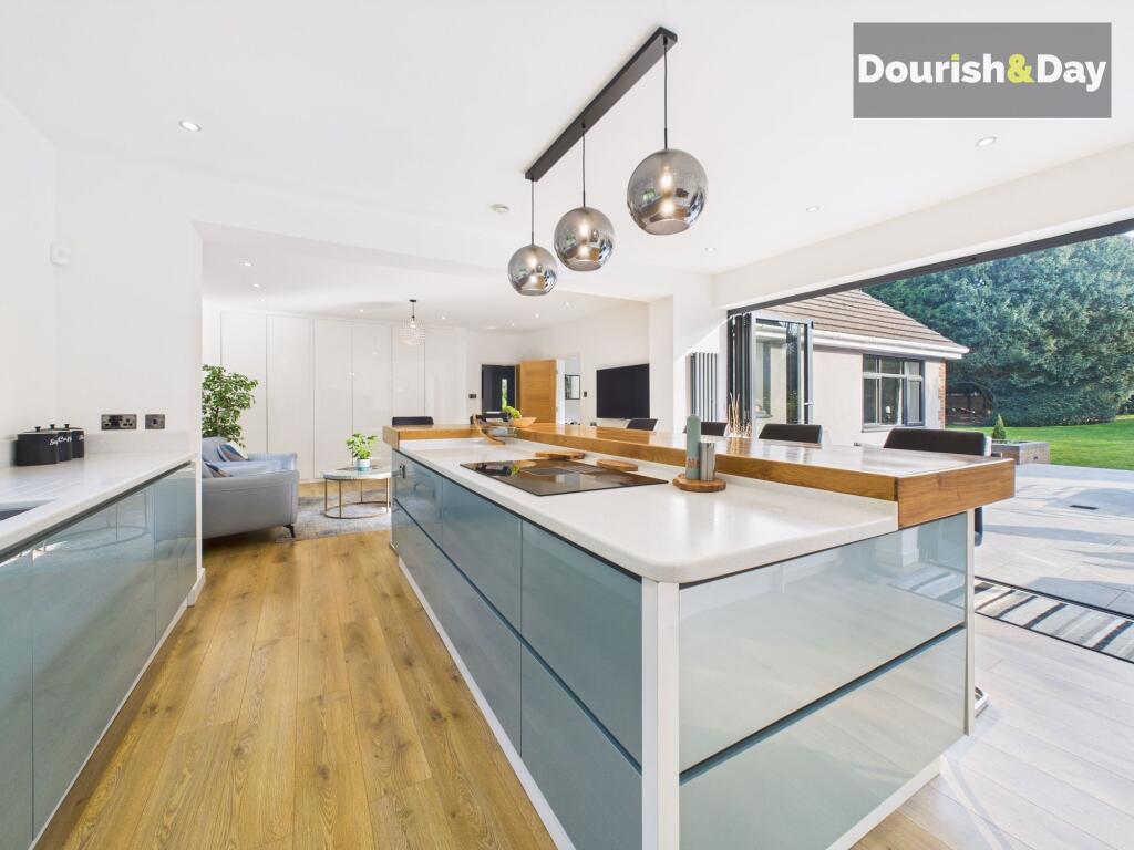 Open Plan Kitchen / Living Room