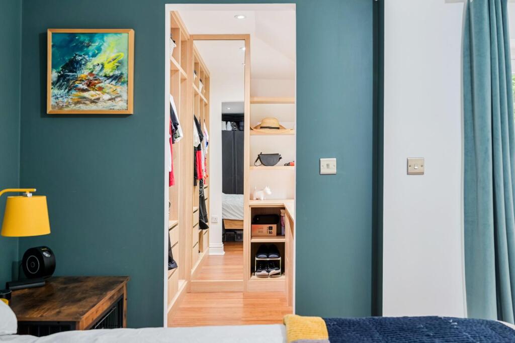 HOLLY LANE WEST (7).jpg