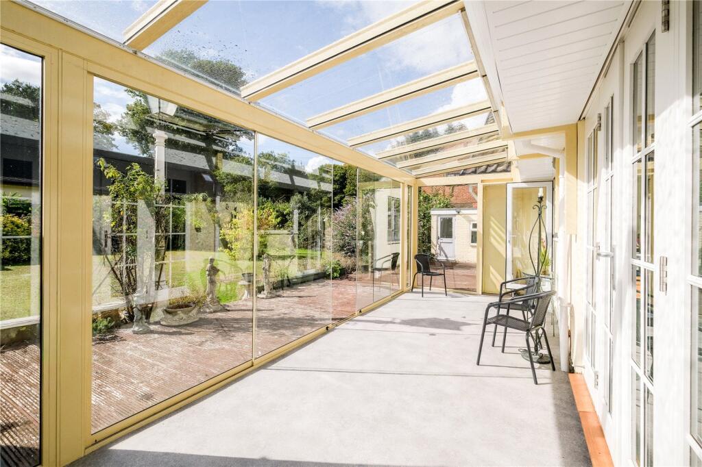 Veranda Room