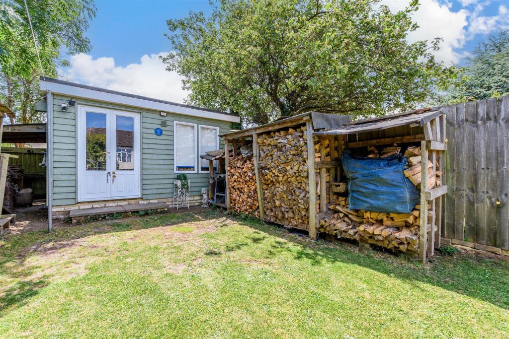 Workshop/Outbuildings