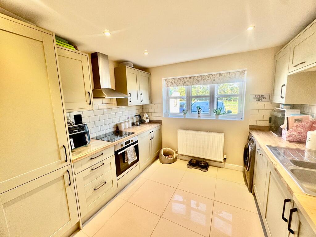Fitted Kitchen