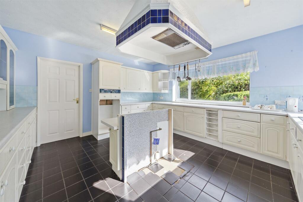 Kitchen/breakfast Room