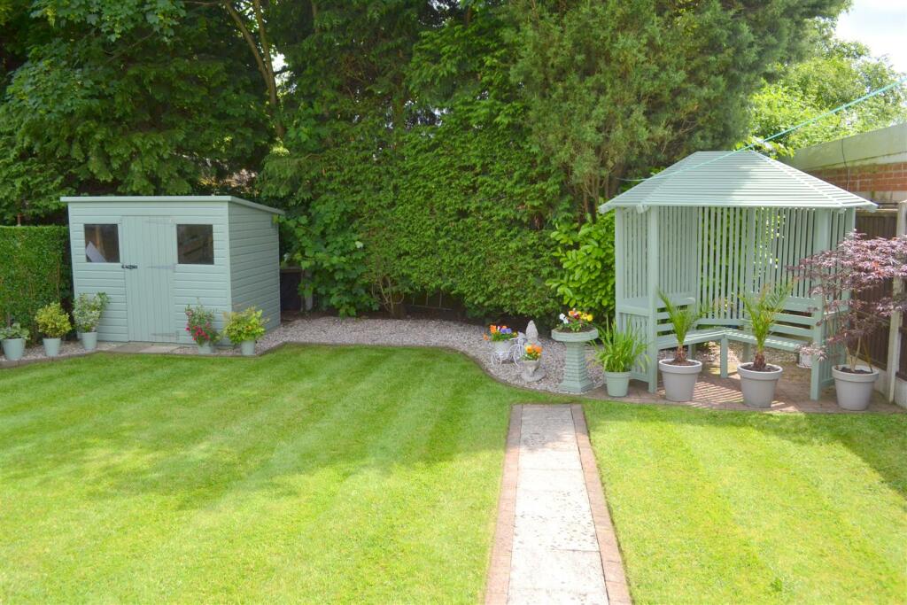Garden 2.JPG