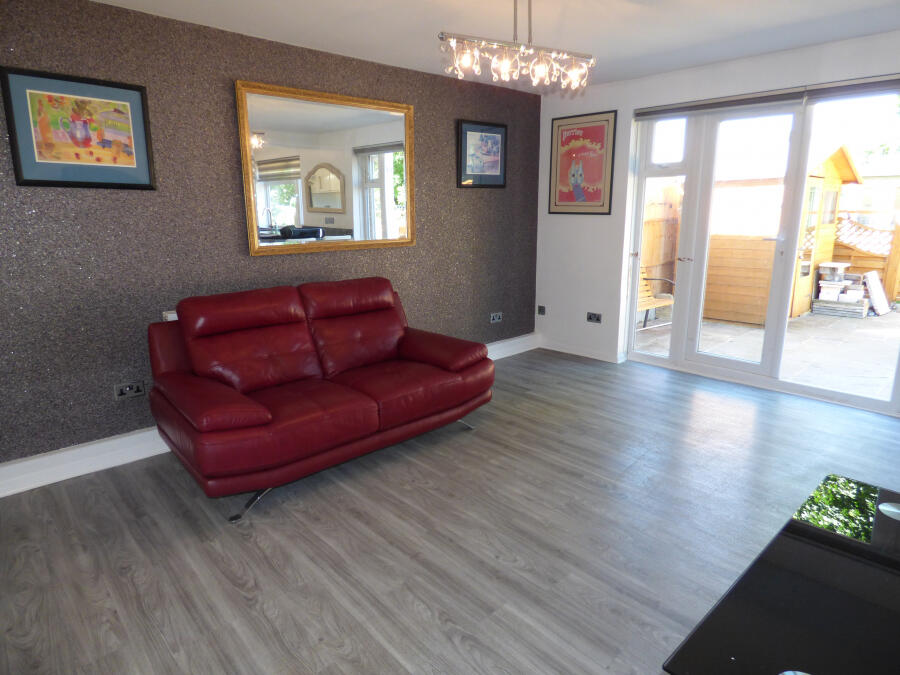 2 Bedroom Garden Maisonette