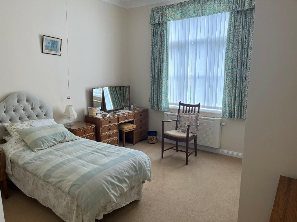 Flat 8