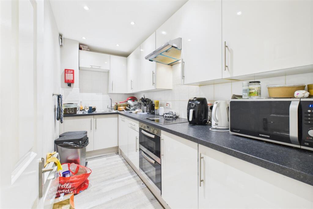 Basement Flat @ 54 St Pauls Road, Clifton, Bristol