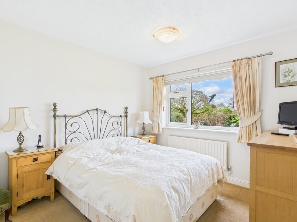 CAM03582G0-PR0082...