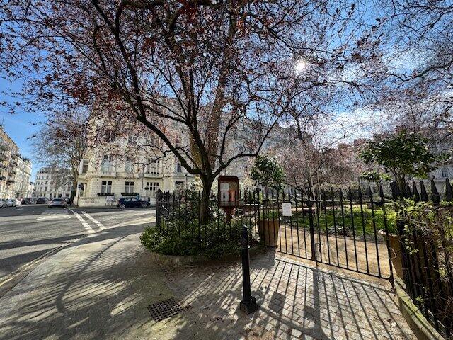 Cleveland Sq