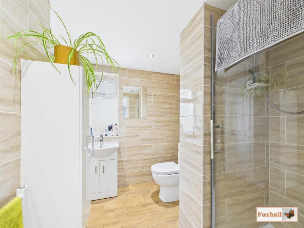 Jack and Jill Shower Room