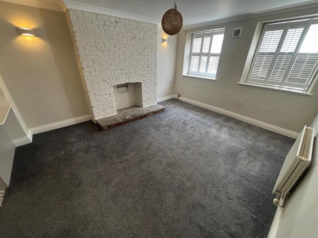 Living Room.jpg