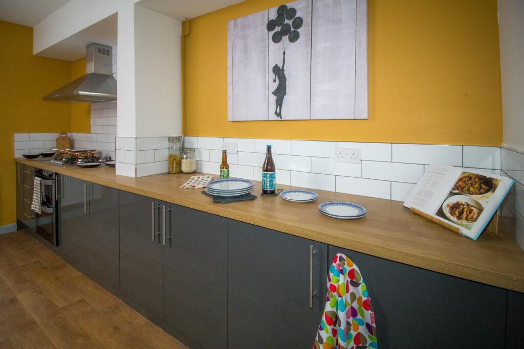 Student Digs - Hinck