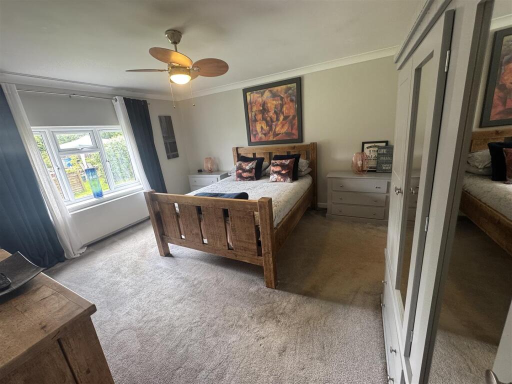 MAIN ROOM NEW.jpg