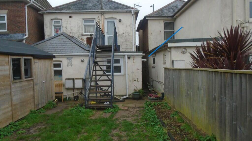 Flat entrance 