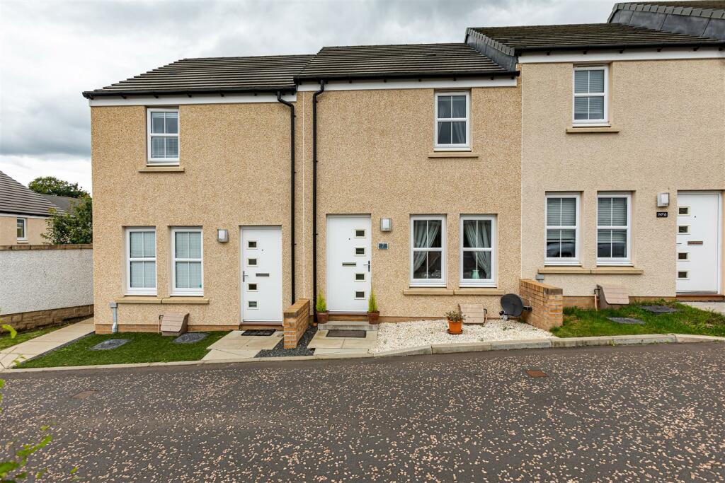 7 Knoll Park Mews Galashiels 04.JPG