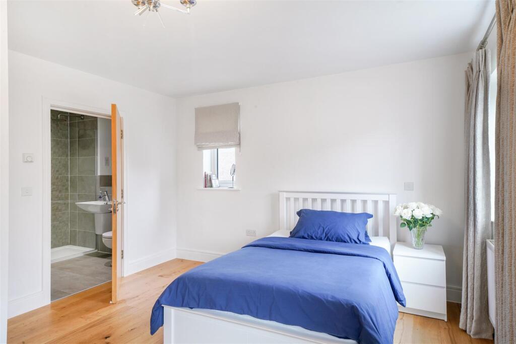 39 Henry Darlot Drive - DtUUqntmtFPhkFo8XA4b.jpg