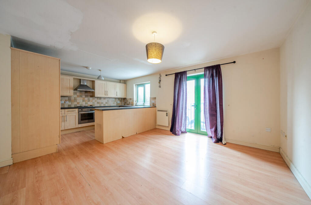 1330851-1-6880e8c...