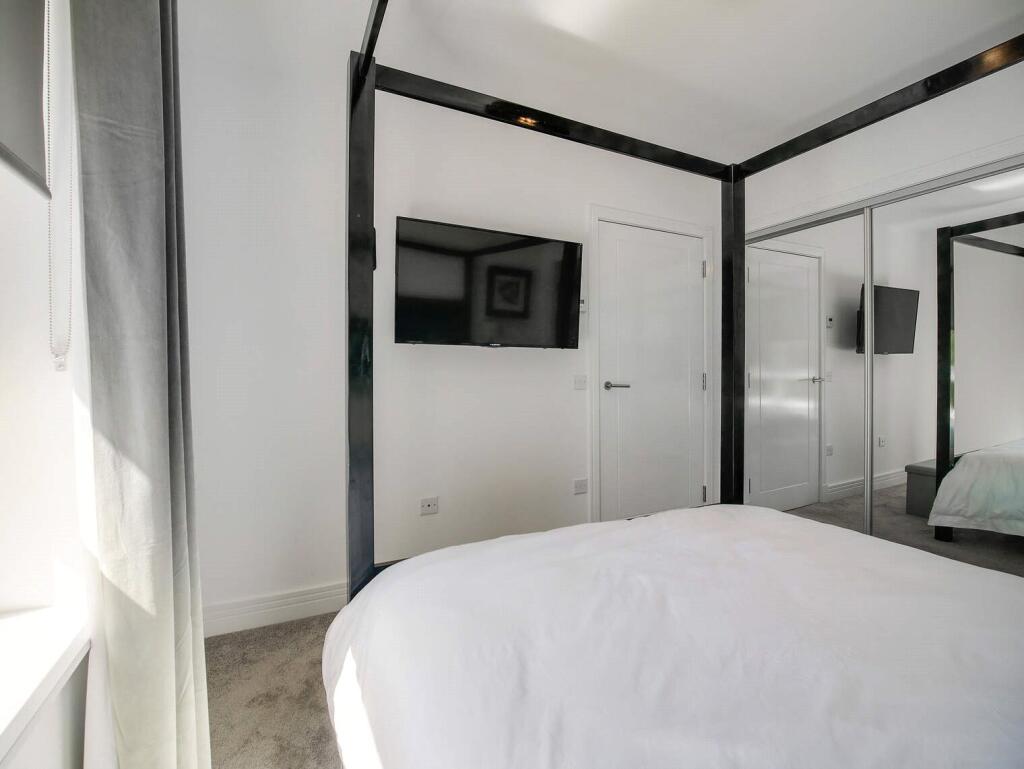 Bed 1