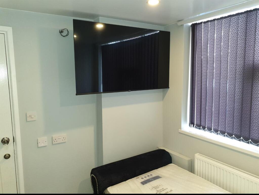 bed1tv.jpg