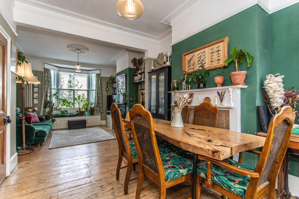 24 Lorne Road31