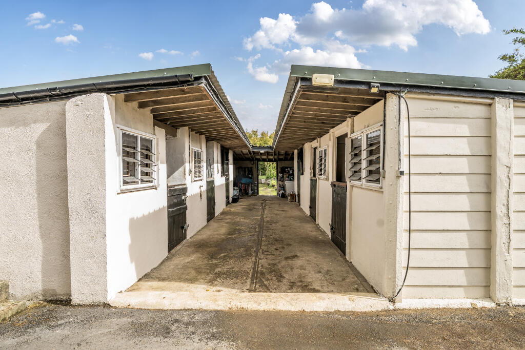 13500502468c2c4f452d31