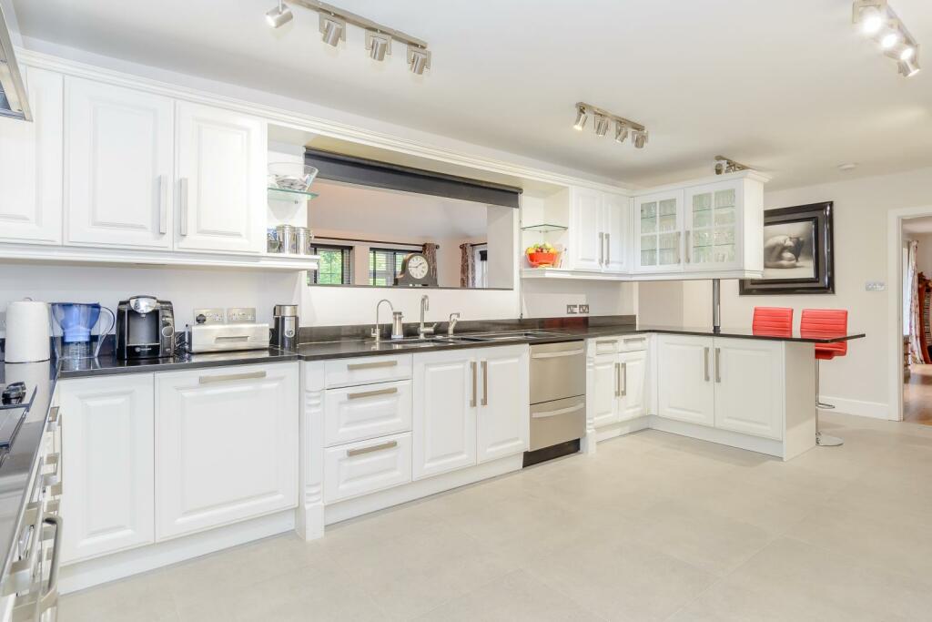 8400876-interior05-800.jpg