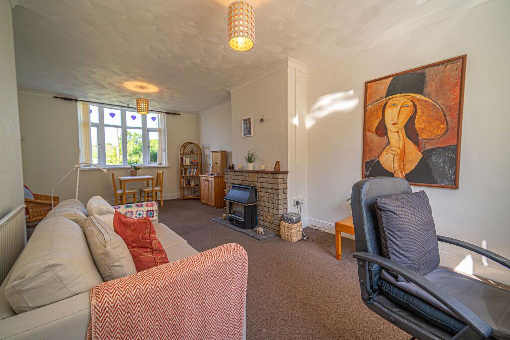 Living Room/Dining Room