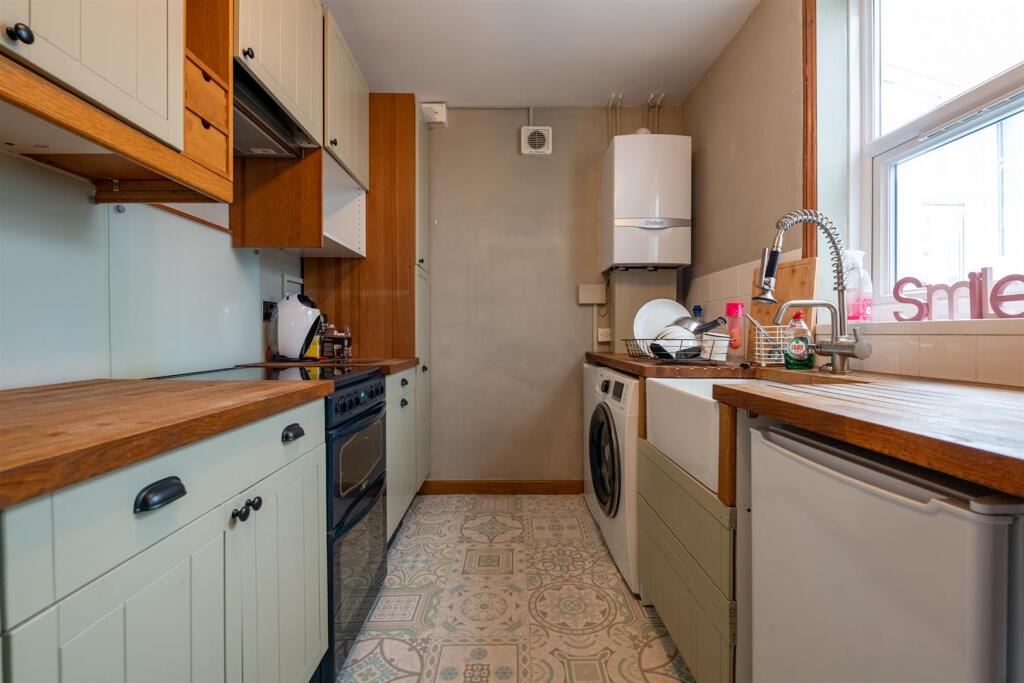 176 Newcome Road 20 11.jpg