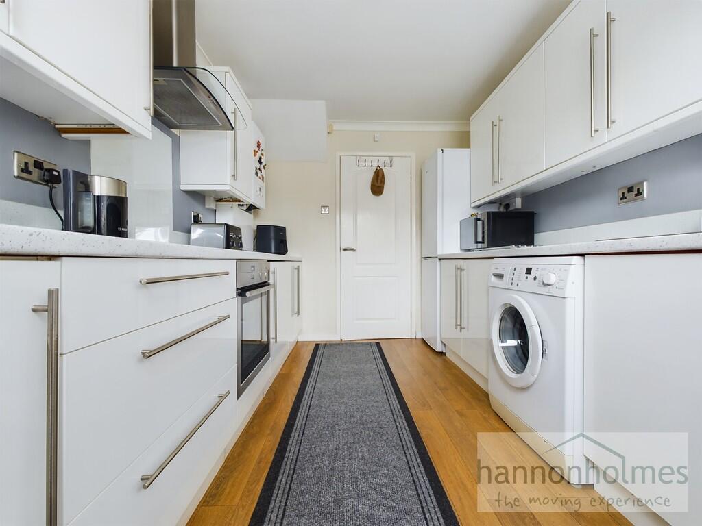 CAM01073G0-PR0181...