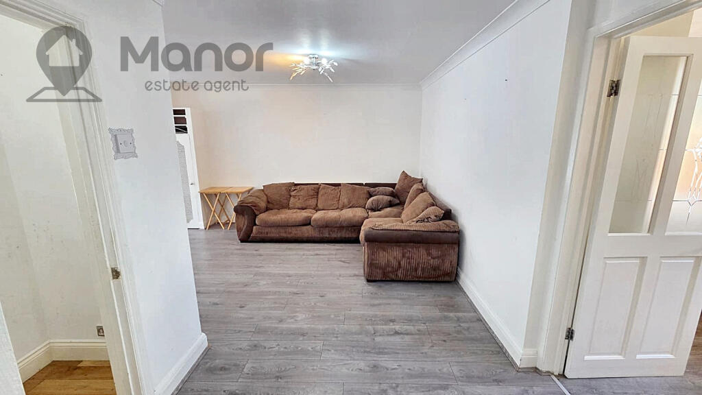 WhatsApp Image 2025-09-08 at 16.16.22 (8)