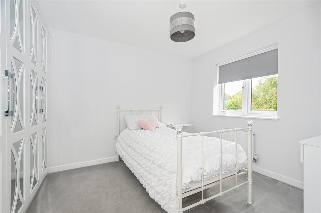 5 Hudson Ave14.jpg