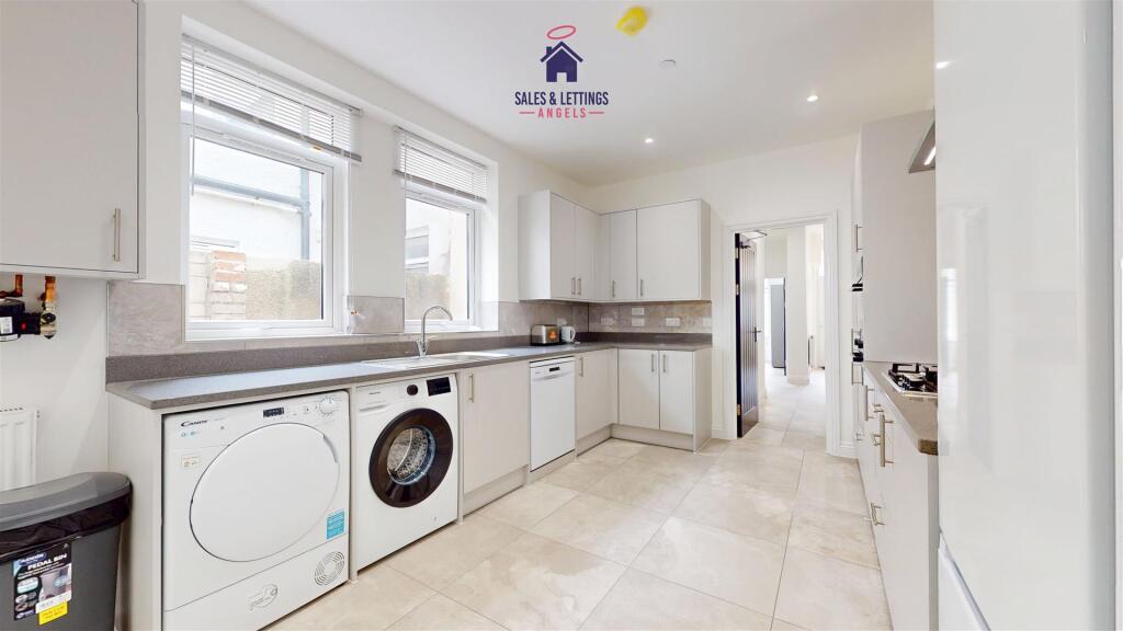 30 Colum Road-01.jpg