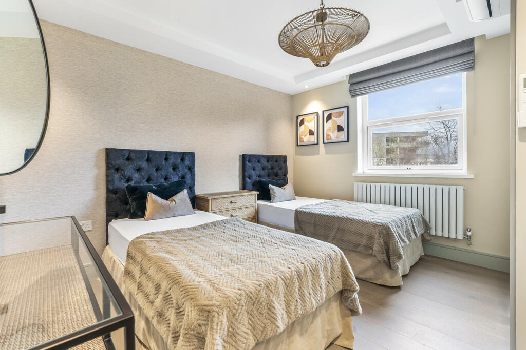 Flat 64, Boydell ...