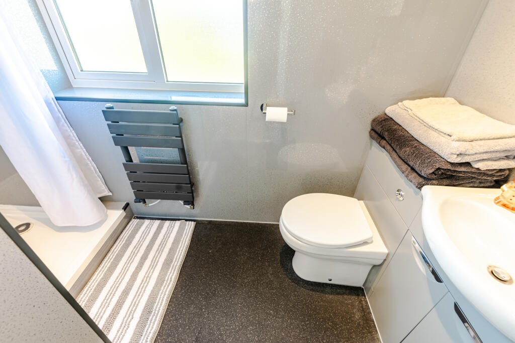 bedroom1c