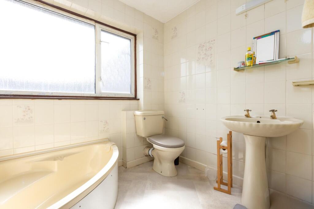 201 Dundridge reshoot-2.jpg