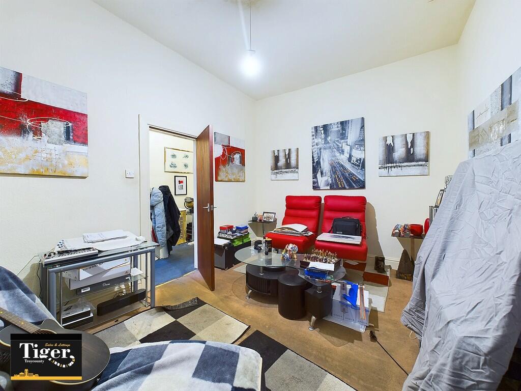 CAM03440G0-PR0223...