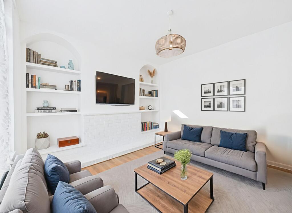 Lounge (Virtually Furnished)