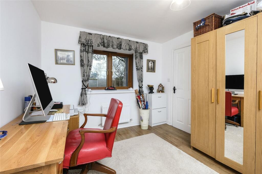 Office/Bedroom 3