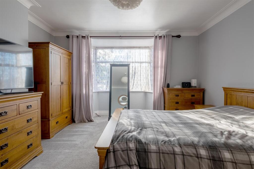 42 Redcar Road-2.jpg