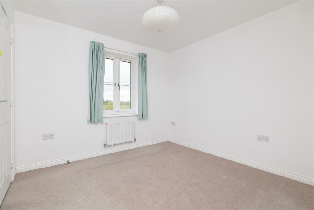 24 Taylors Road-4.jpg