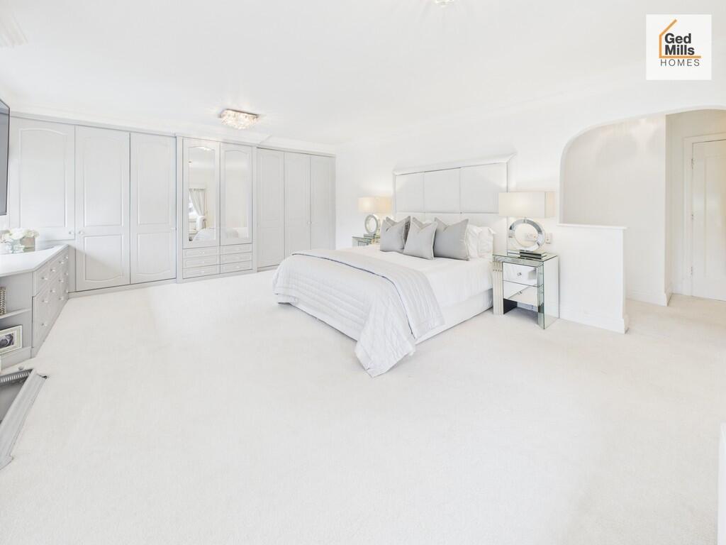 CAM04261G0-PR0080...